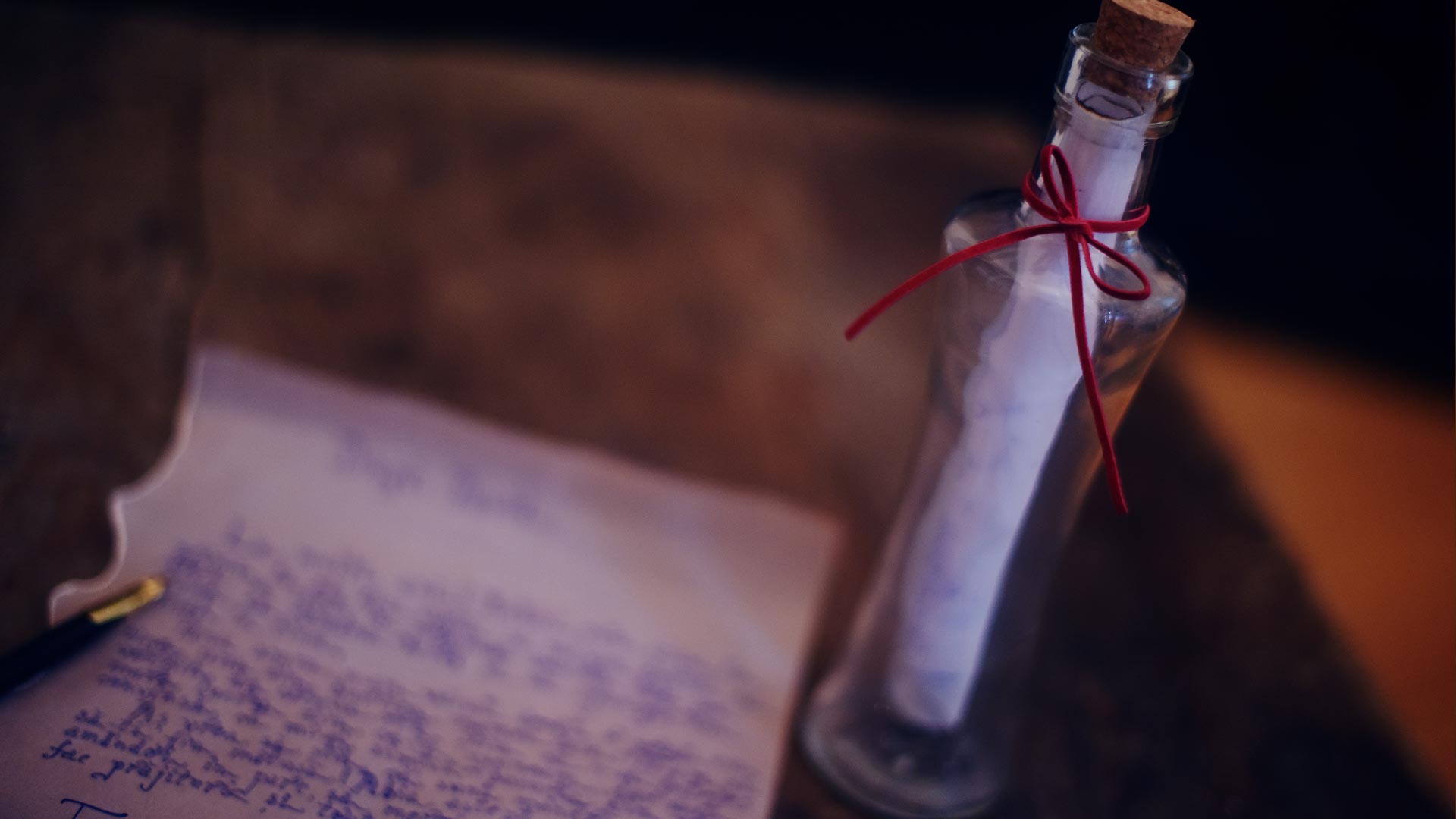 Alege să surprinzi pe cineva drag printr-o scrisoare altfel